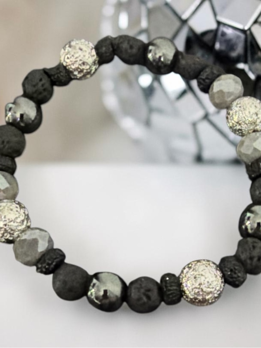 Men's Black and Silver Beaded Stretch Bracelet - Sleek Accent